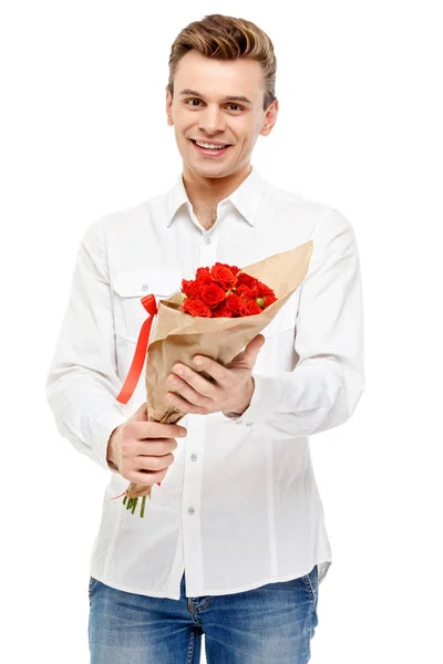 Homme tenant bouquet de roses — Photo
