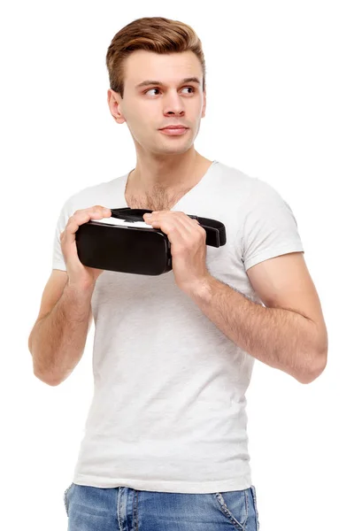 Hombre con gafas de realidad virtual — Foto de Stock