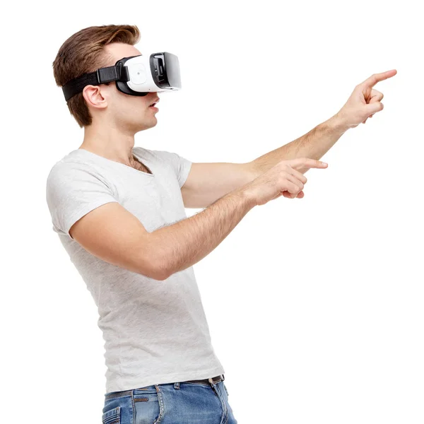 Man with virtual reality goggles — Stock Photo, Image