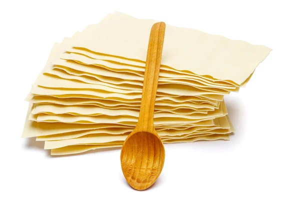 Hojas secas de pasta de lasaña sin cocer —  Fotos de Stock