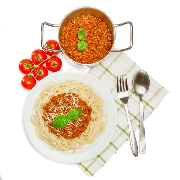 Espaguete bolonhesa em uma placa branca — Fotografia de Stock