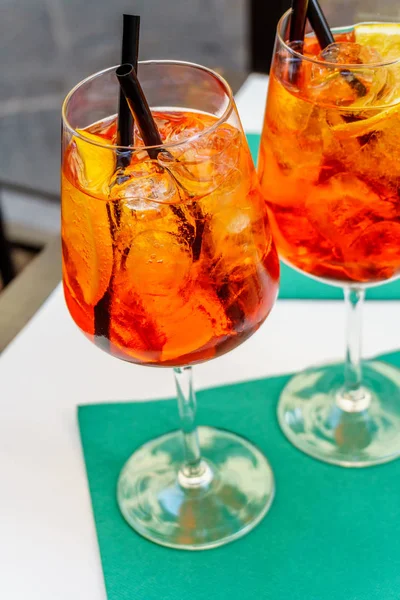 Aperol Spritz Cocktail im Glas — Stockfoto