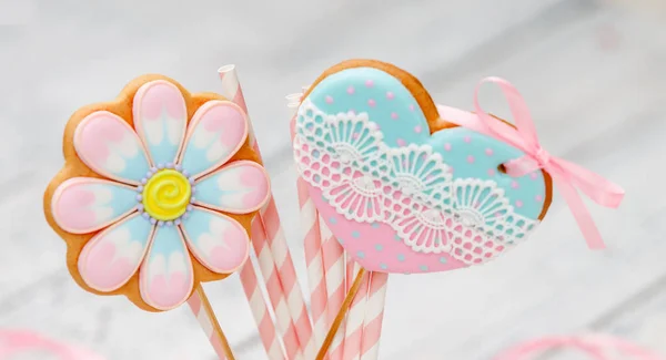 Hermosas galletas de Pascua acristaladas —  Fotos de Stock