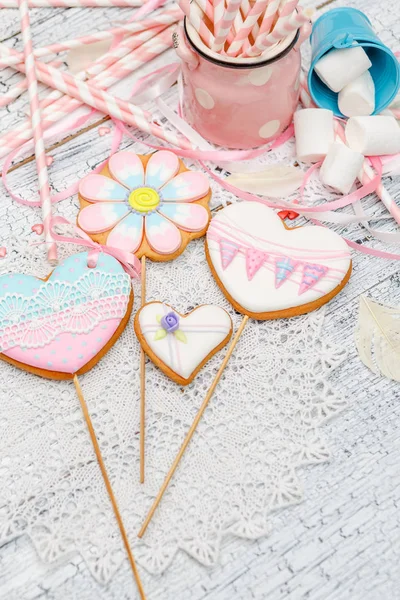 Beautiful glazed Easter cookies — Stock Photo, Image