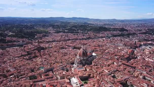 Видео с беспилотника - панорамный вид Флоренции — стоковое видео