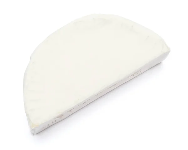 白色背景的干酪或 camambert 奶酪片 — 图库照片