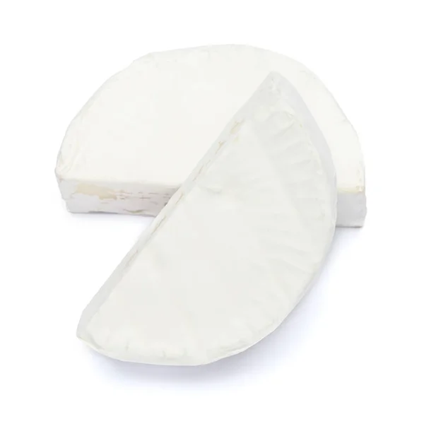 白色背景的干酪或 camambert 奶酪片 — 图库照片