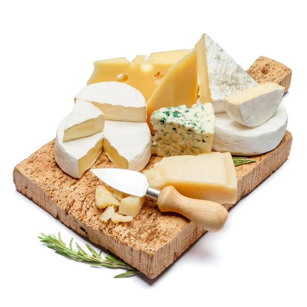 Diverse soorten kaas - Parmezaanse kaas, brie, roquefort, cheddar — Stockfoto