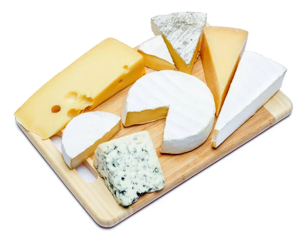 Différents types de fromage - parmesan, brie, roquefort, cheddar — Photo