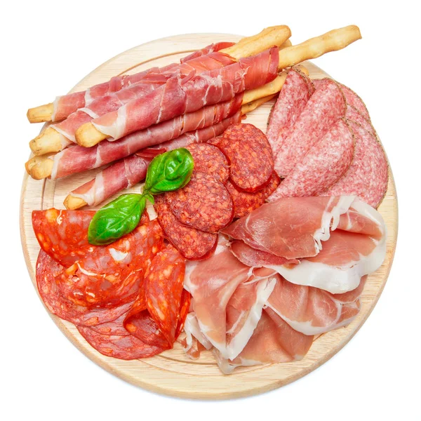 Gerookte vleeswaren plaat met koteletten, brood, ham en salami sticks — Stockfoto