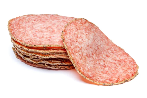 Italiaanse Salami of Spaanse chorizo op witte achtergrond — Stockfoto