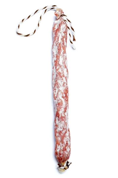 Gedroogde biologische salami worst op witte achtergrond — Stockfoto