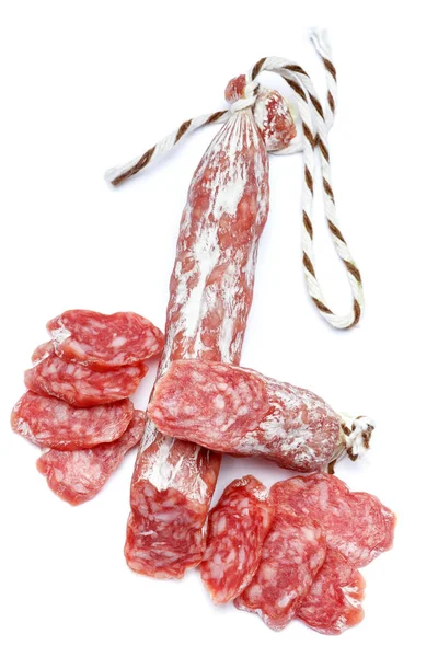 Gedroogde biologische salami worst op witte achtergrond — Stockfoto