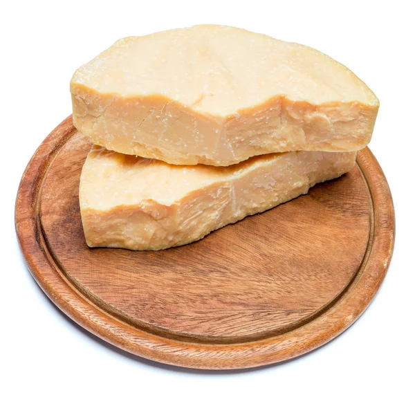 Stukken van Parmezaanse kaas of parmigiano kaas — Stockfoto