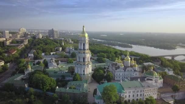 Aerial view of Kiev-Pechersk Lavra Ukrainian Orthodox Monastery — Stock Video