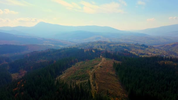 Vidéo Aérienne De Drone survolant Les Carpates, Ukraine, Europe — Video