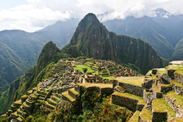 Machu Picchu görünümünü — Stok fotoğraf