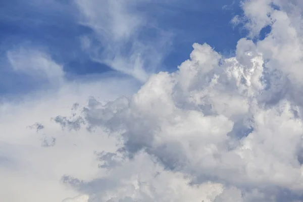 Nube e cielo — Foto Stock