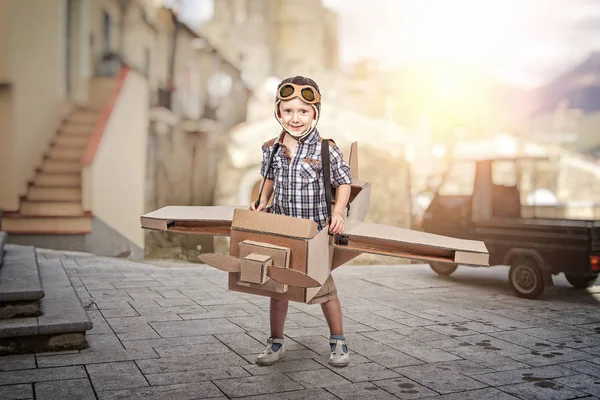 Fliege mit meinen Flügeln — Stockfoto