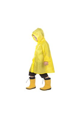 Çocuk yağmurluk ile imzalandı