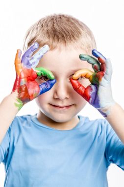 renkleri ile oynamak