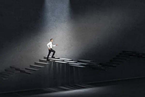 Hombre en la escalera — Foto de Stock