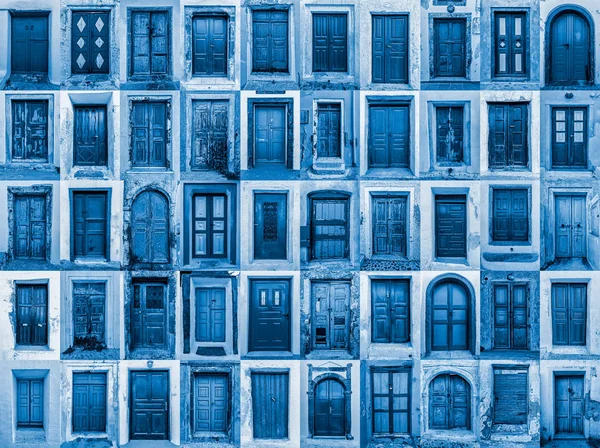 Composición de varias puertas residenciales antiguas — Foto de Stock