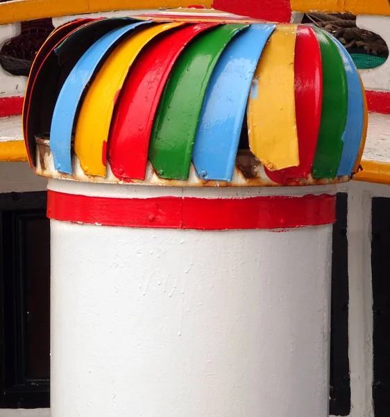Ventilatore di scarico colorato — Foto Stock
