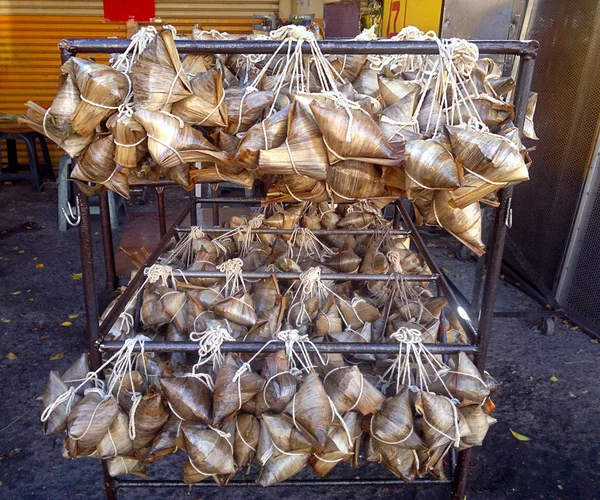 Tradiční Čínská Lepkavé rýžové knedlíky — Stock fotografie