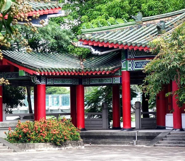 Eine ruhige Ecke in einem chinesischen Tempel — Stockfoto