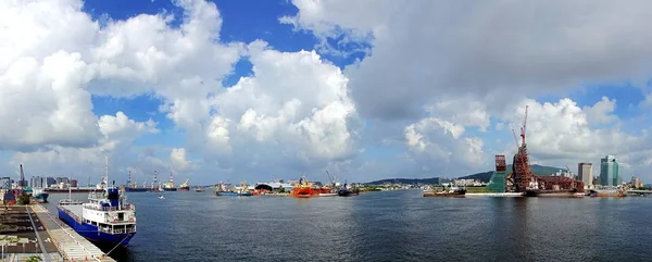 Проект "Залив Азии" и порт Кэсон — стоковое фото