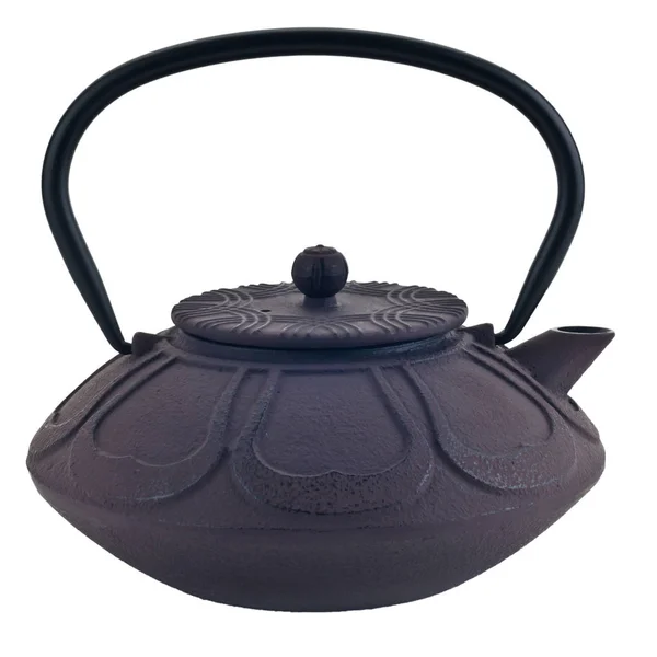 Panela de chá preto com padrão oriental no fundo branco — Fotografia de Stock
