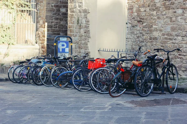Rowerów parking w Florencja — Zdjęcie stockowe
