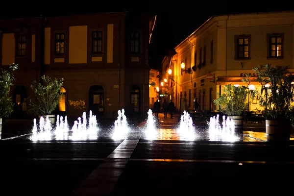 Fonte da Praça Istvan Dobo — Fotografia de Stock