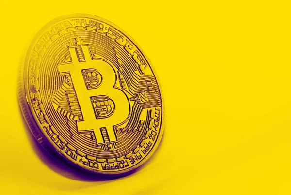 Bitcoin-Foto aus nächster Nähe. Kryptowährung, Blockchain-Technologie — Stockfoto