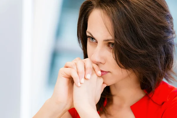 Mujer de negocios exitosa moderna — Foto de Stock