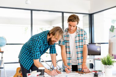 Masada iki Ofis çalışanları