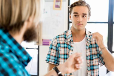 Masada iki Ofis çalışanları