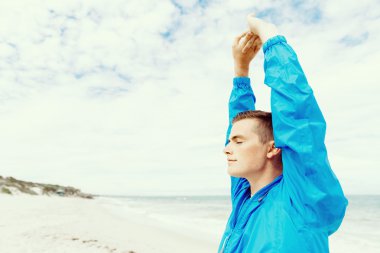 Adam sahilde dışında eğitim