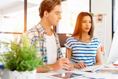 Masada iki Ofis çalışanları