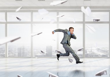 İşadamı Office atlama. Karışık teknik