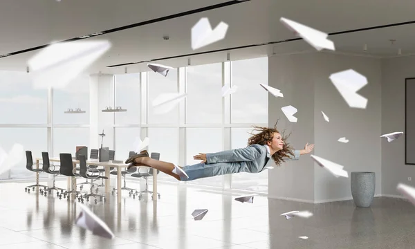 Quando stanco di lavoro monotono. Mezzi misti — Foto Stock