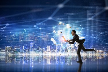 İş harekete geçti. Karışık teknik