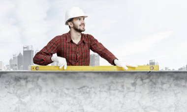 Düzey Oluşturucu adam. Karışık teknik