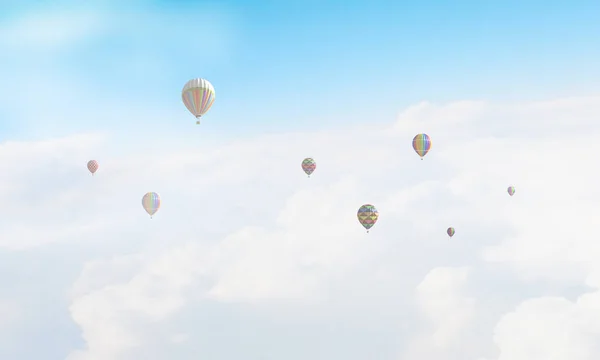 Aerostats flyger högt. Mixed media — Stockfoto