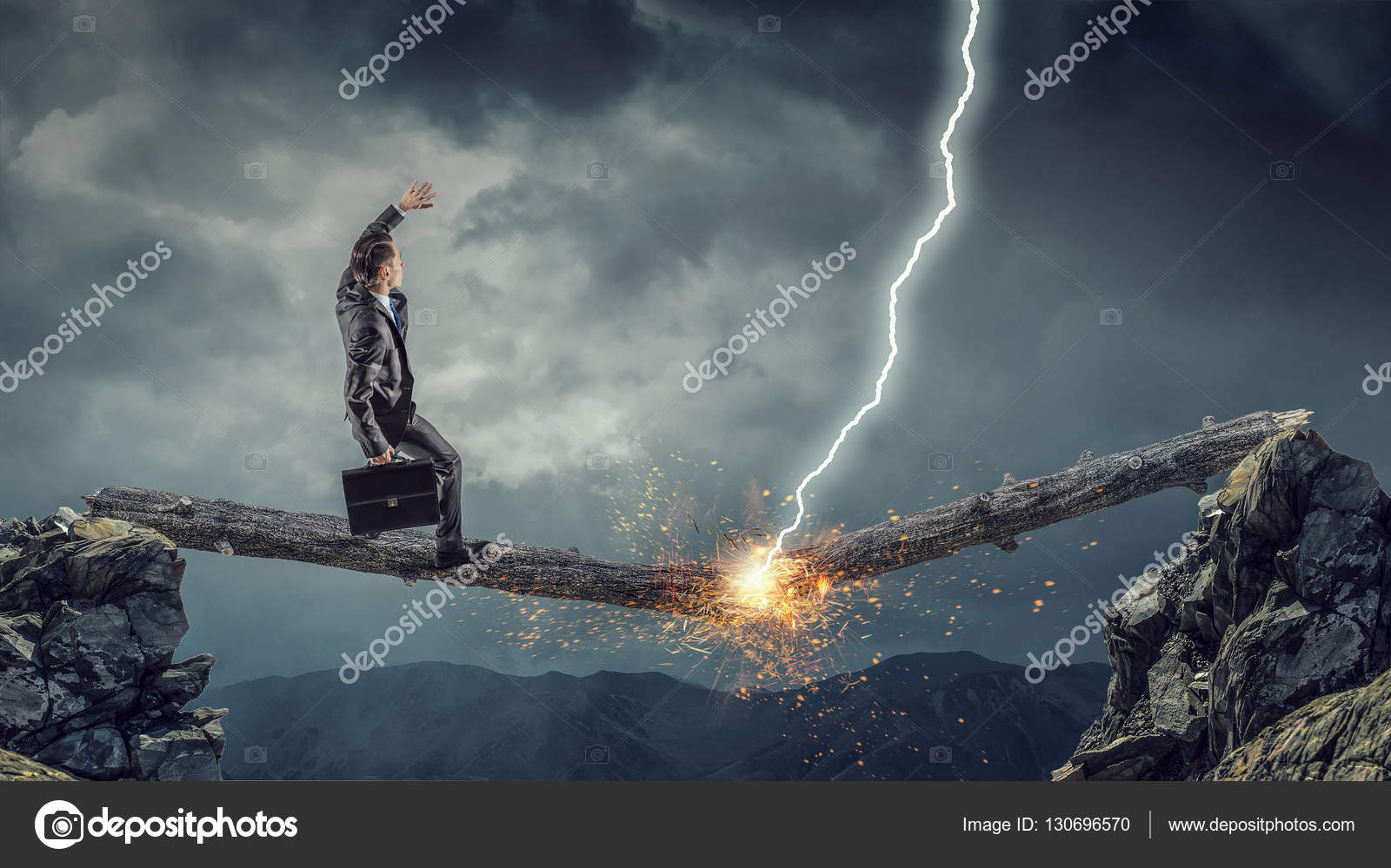 жизнь на волоске. висеть на волоске. депрессия и опустошение. жизнь на волоске. жизнь на волоске.