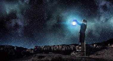 Karanlıkta kaybettim. Karışık teknik