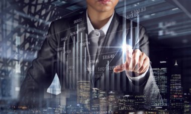 Sanal teknolojileri kullanılıyor. Karışık teknik