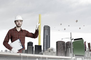 Düzey Oluşturucu adam. Karışık teknik