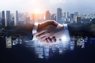 Ortaklar el sallıyor. Karışık teknik